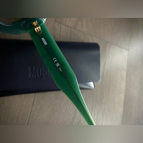 FINAL SALE MOSCHINO - Picture 3 of 6